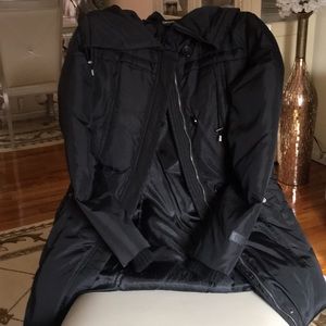 Long black women’s jacket